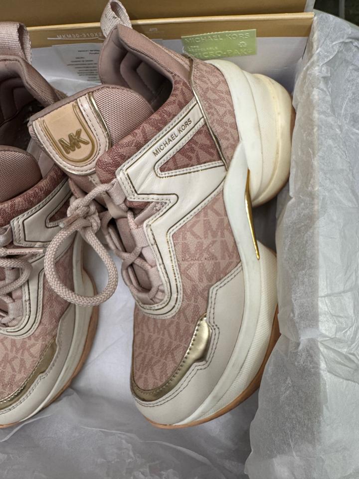 Кроссовки Michael Kors