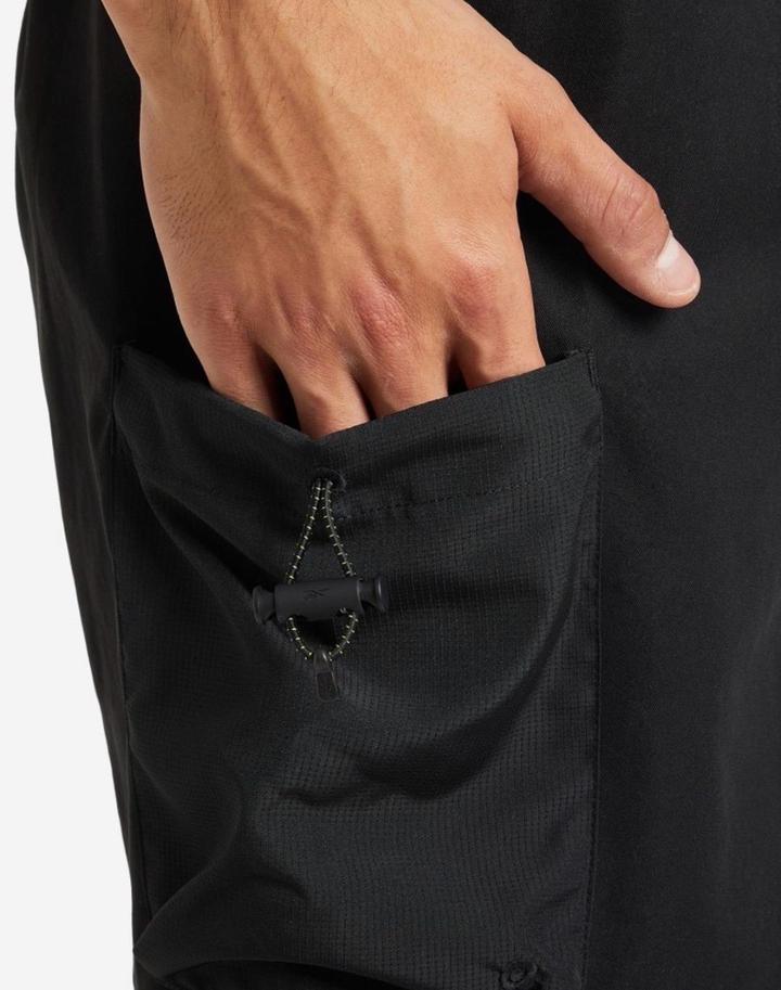 Reebok шорты оригинал S 44-46