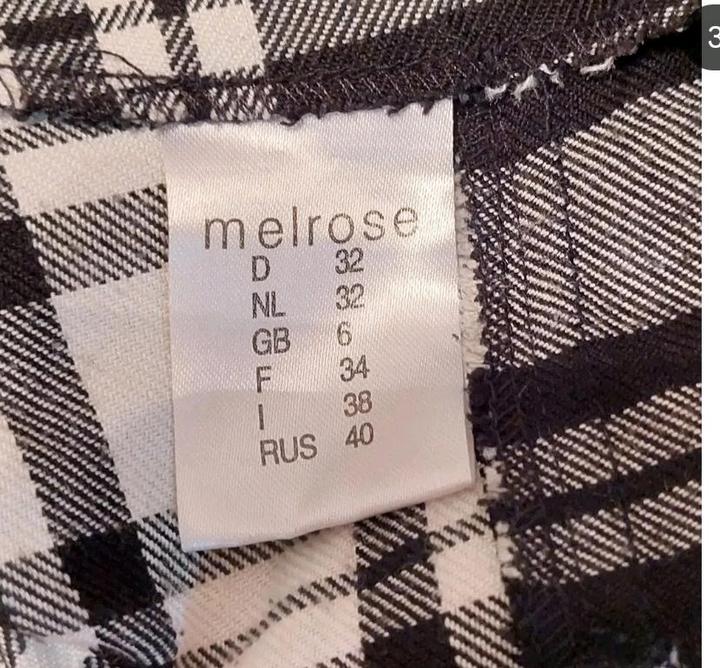 Юбка от бренда Melrose