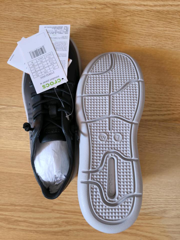 Кроссовки женские Crocs Women's InMotion LoteRide Pacer
