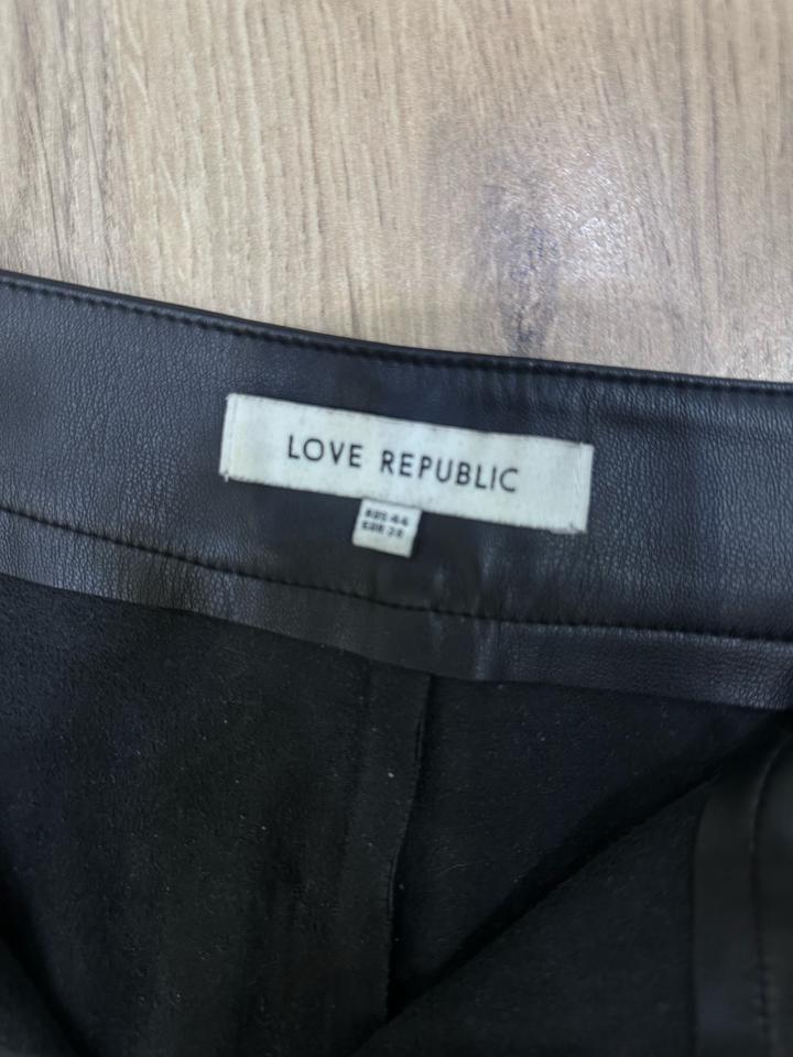 Кожаные штаны Love Republic