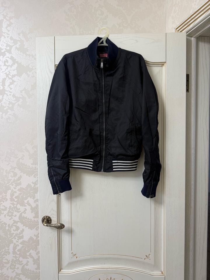 Ветровка размер М