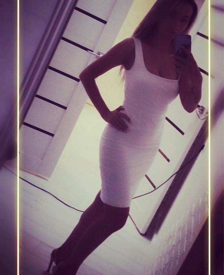 Белое платье Elizabetta Franchi