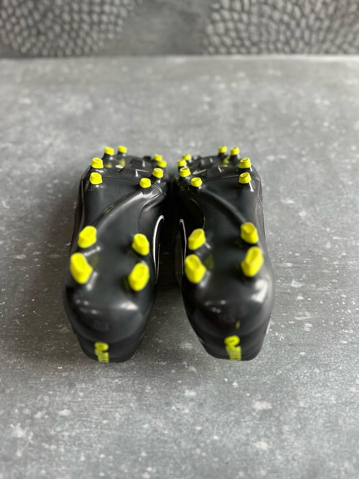 Бутсы Nike Tiempo