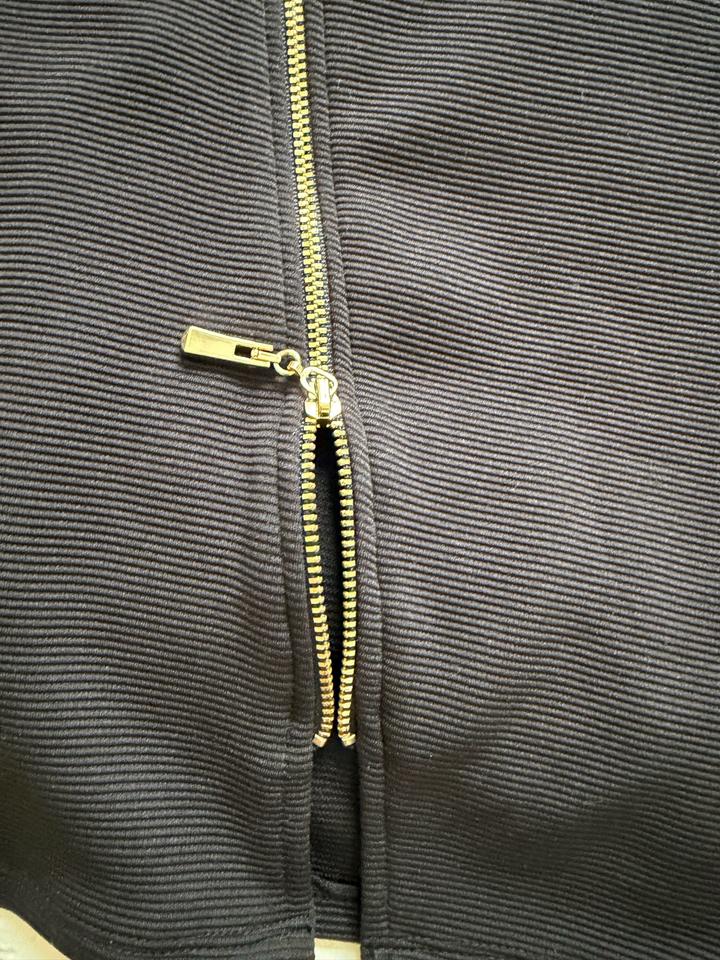 Черное платье