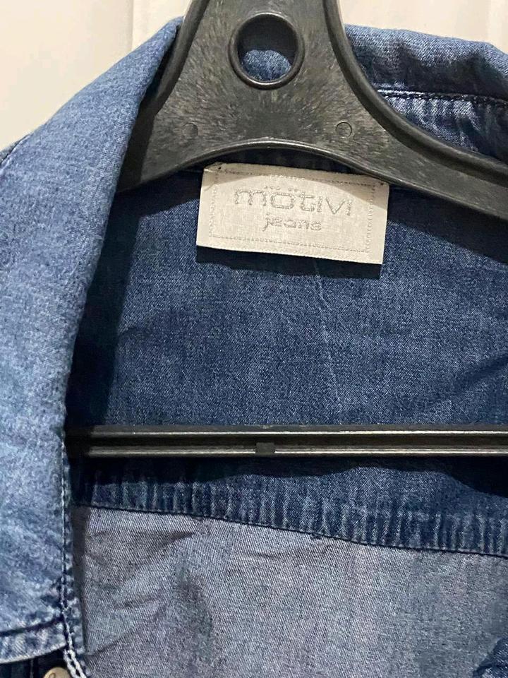 Приталенная джинсовая рубашка Motivi