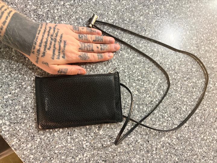 Сумка кросс-боди Calvin Klein