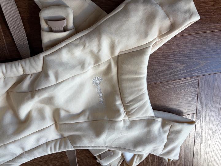 Эргорюгзак Ergobaby от tots.kz