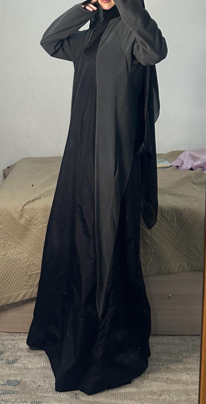 Платье от бренда Sahara