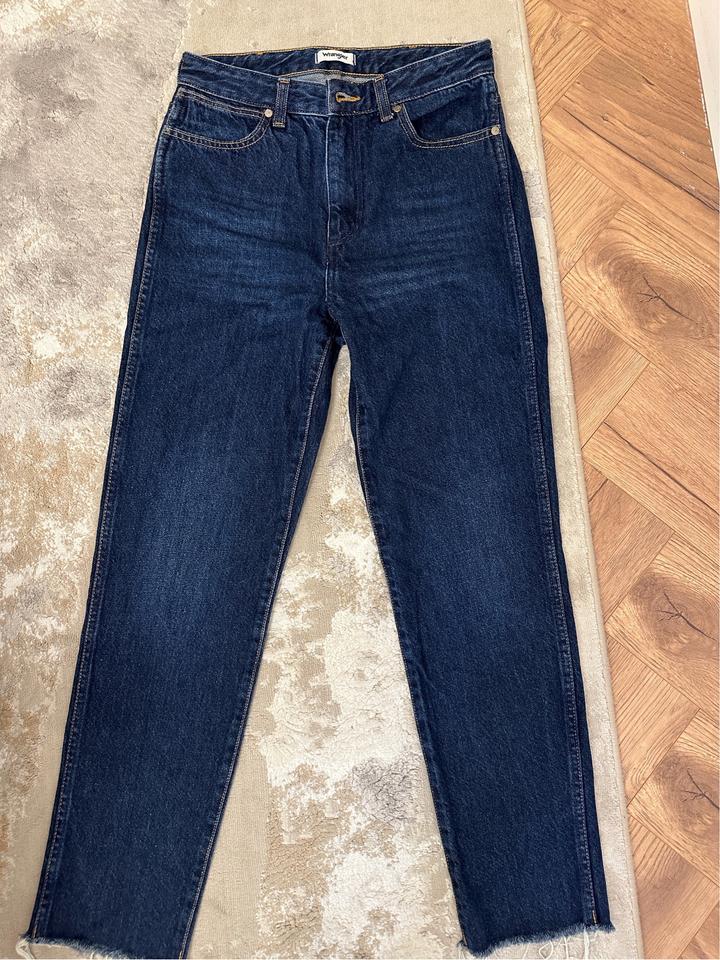 Джинсы Wrangler 27