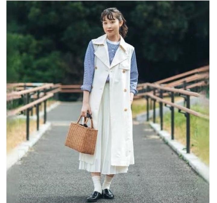 Белое платье Uniqlo ( JW Anderson коллаборация)