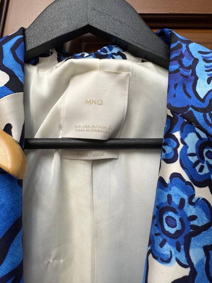 Костюм от Манго