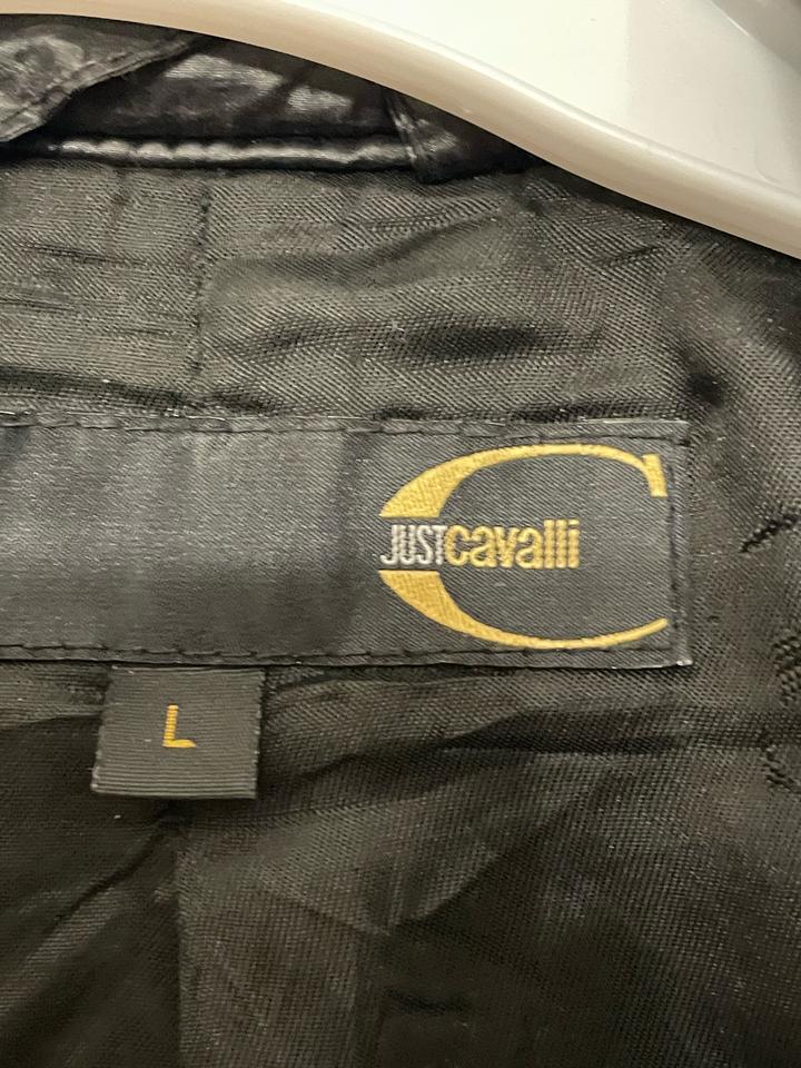 Черная куртка Just Cavalli