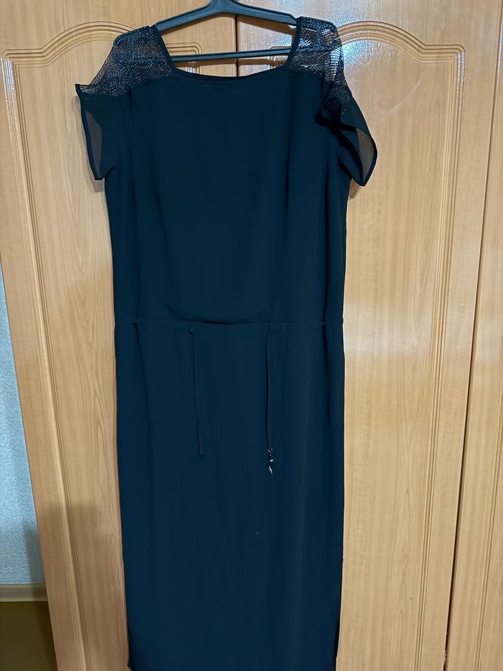 Черное платье