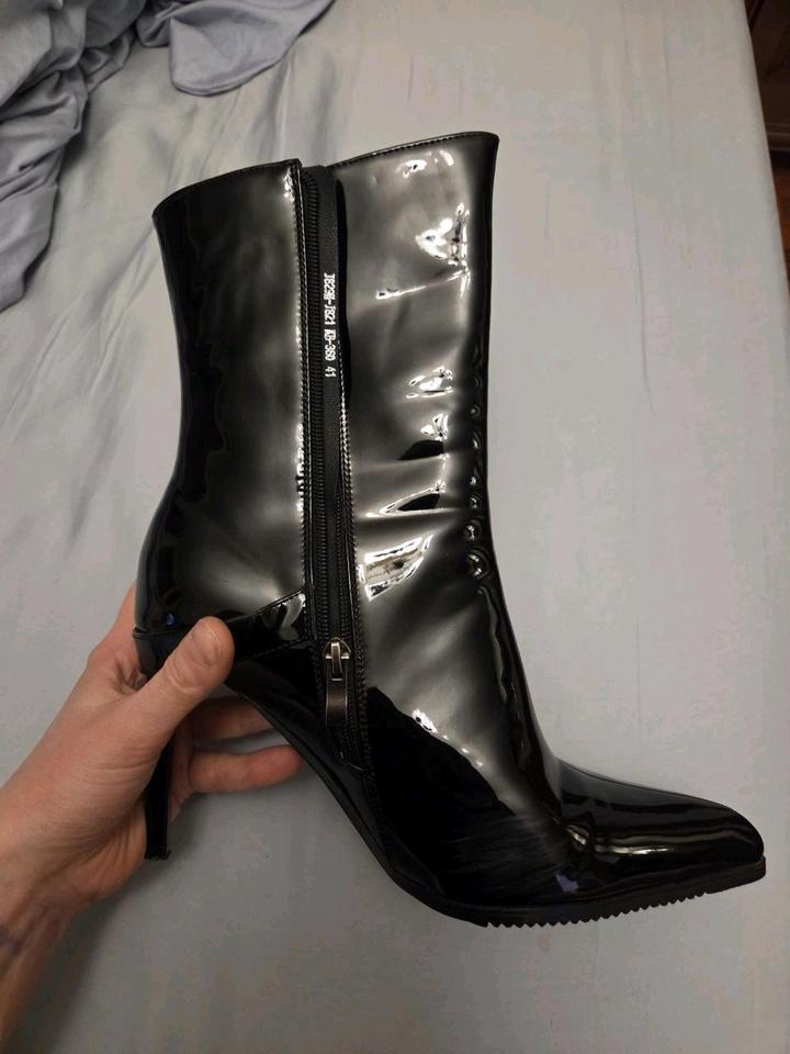 Лаковые Сапоги