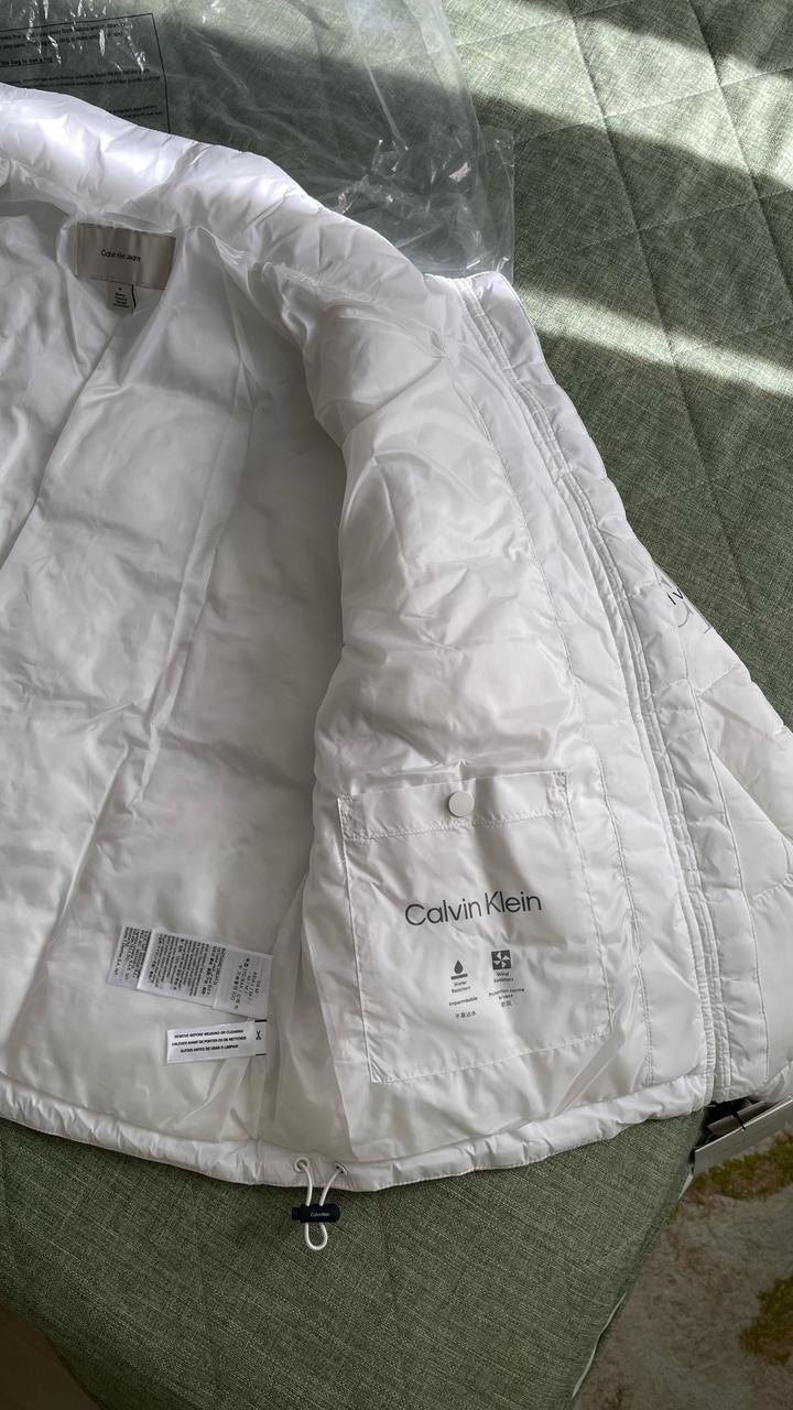 Женская куртка Calvin Klein Jeans