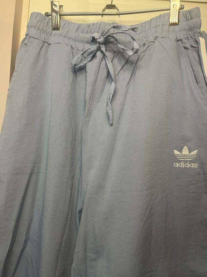 Женский костюм adidas