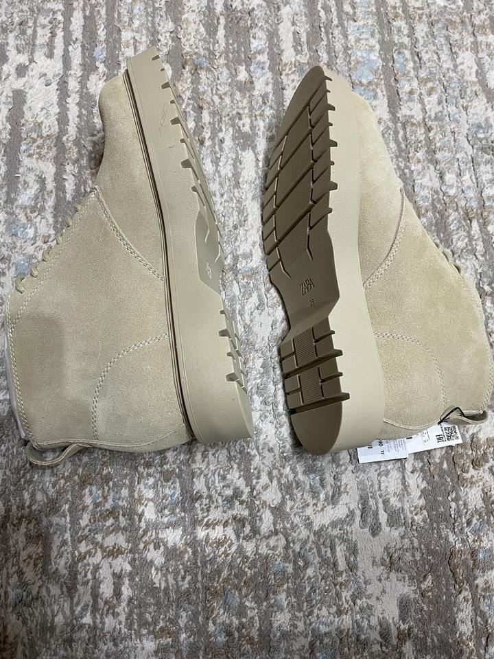 Новые ботинки Zara