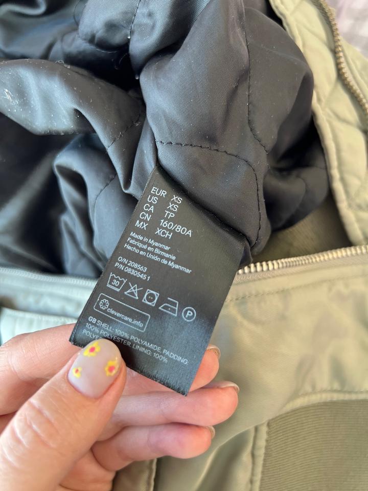 Куртка-бомбер H&M