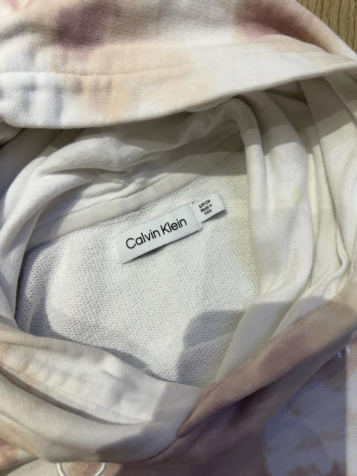 Худи Calvin Klein