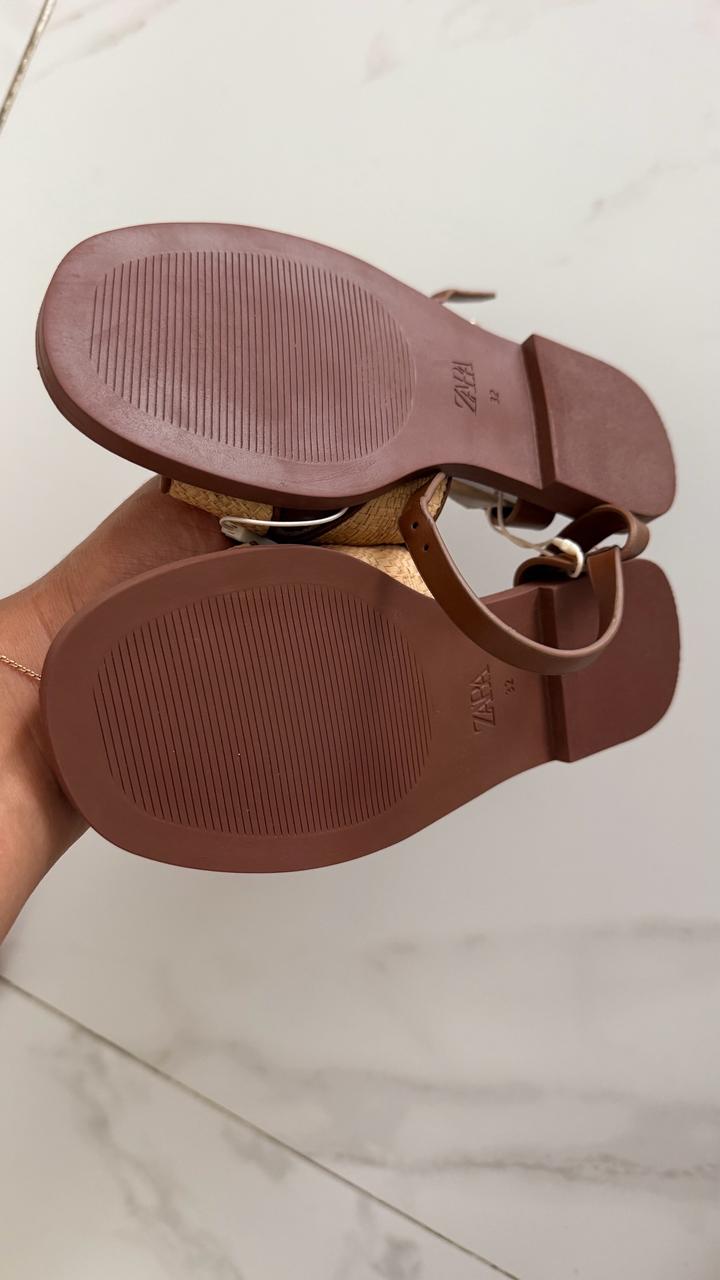 Сандали Zara