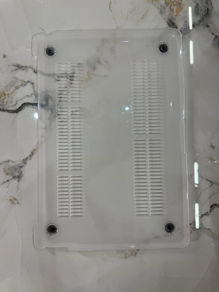 Чехол на MacBook Air M1