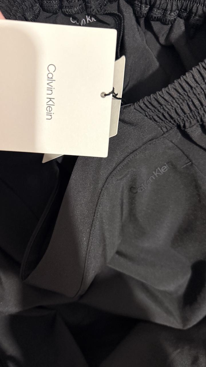 Брюки Calvin Klein новая