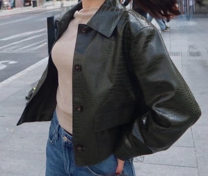 Кожаная куртка от mango