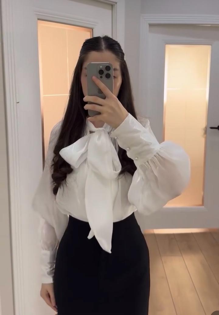 Белая блуза