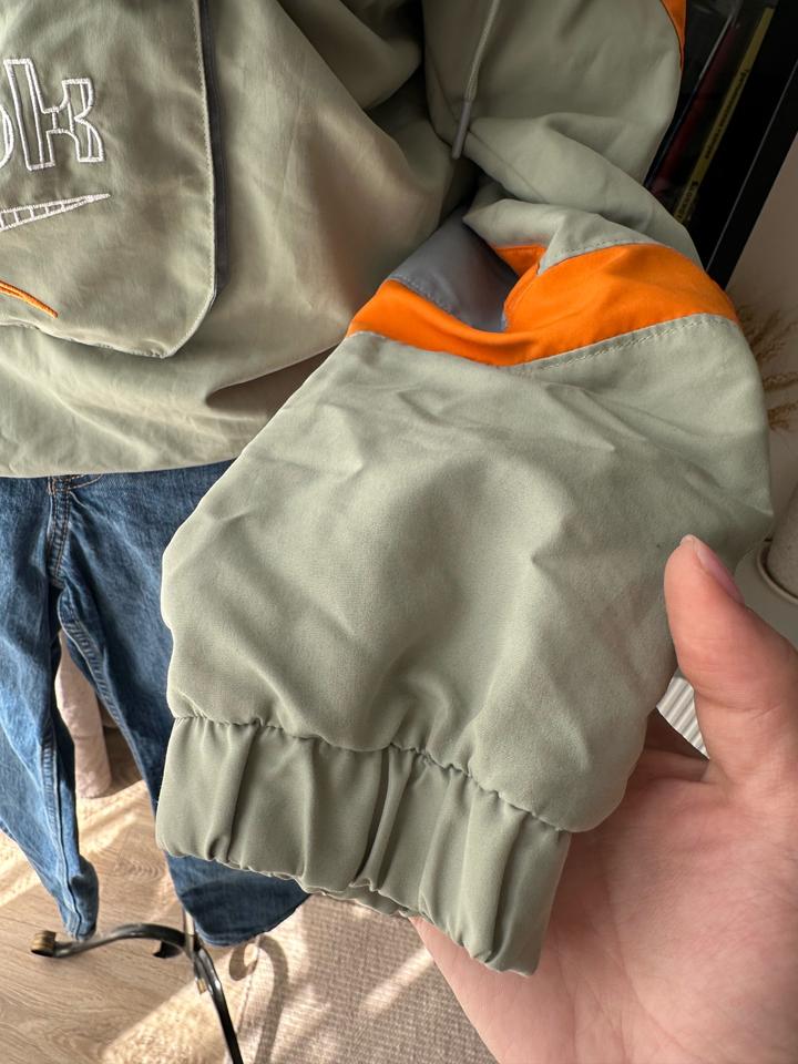 Анорак (ветровка) Reebok