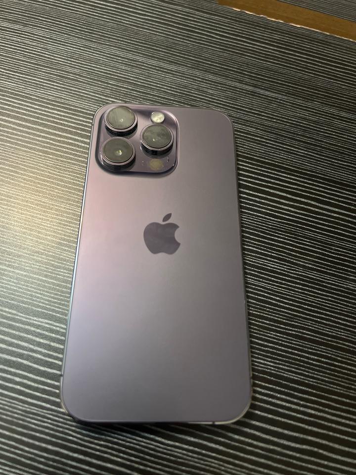 iPhone 14 Pro (фиолетовый)