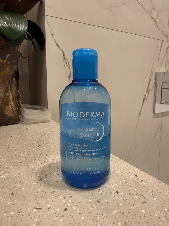 Увлажняющий тоник от bioderma