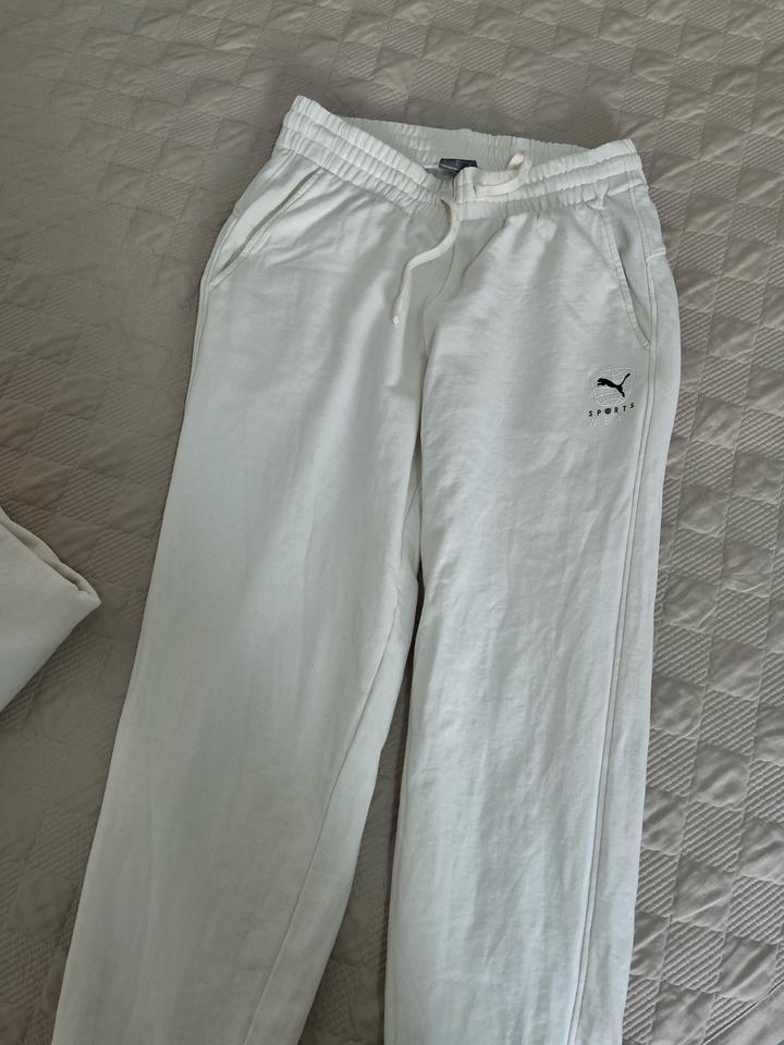 Белый спортивный комплект Puma