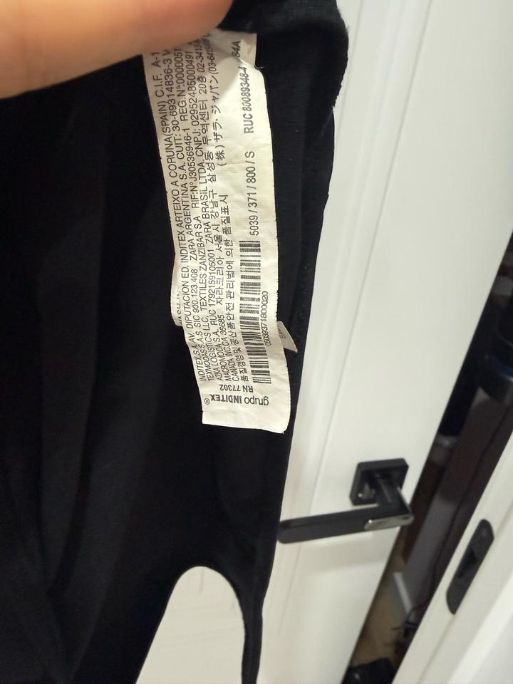 черное базовое боди от Zara