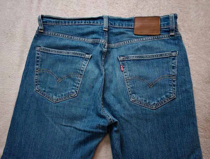 Джинсы