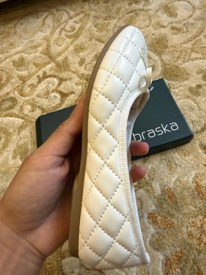 Белый туфли