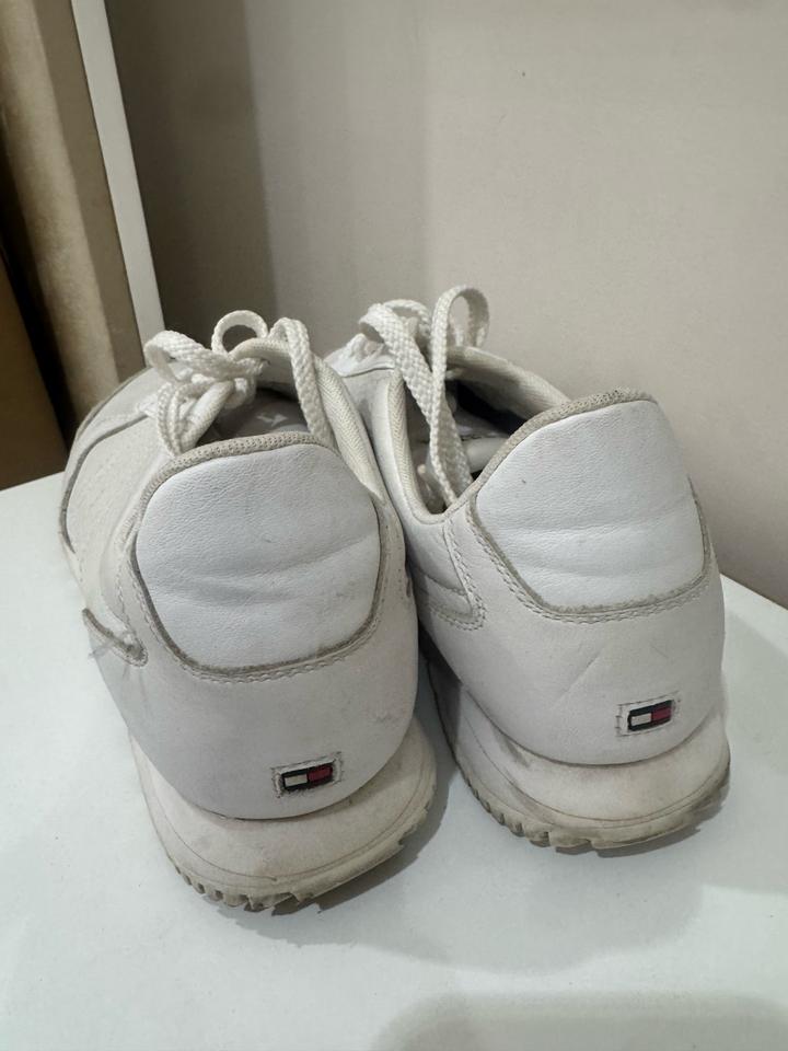 Крассовки tommy