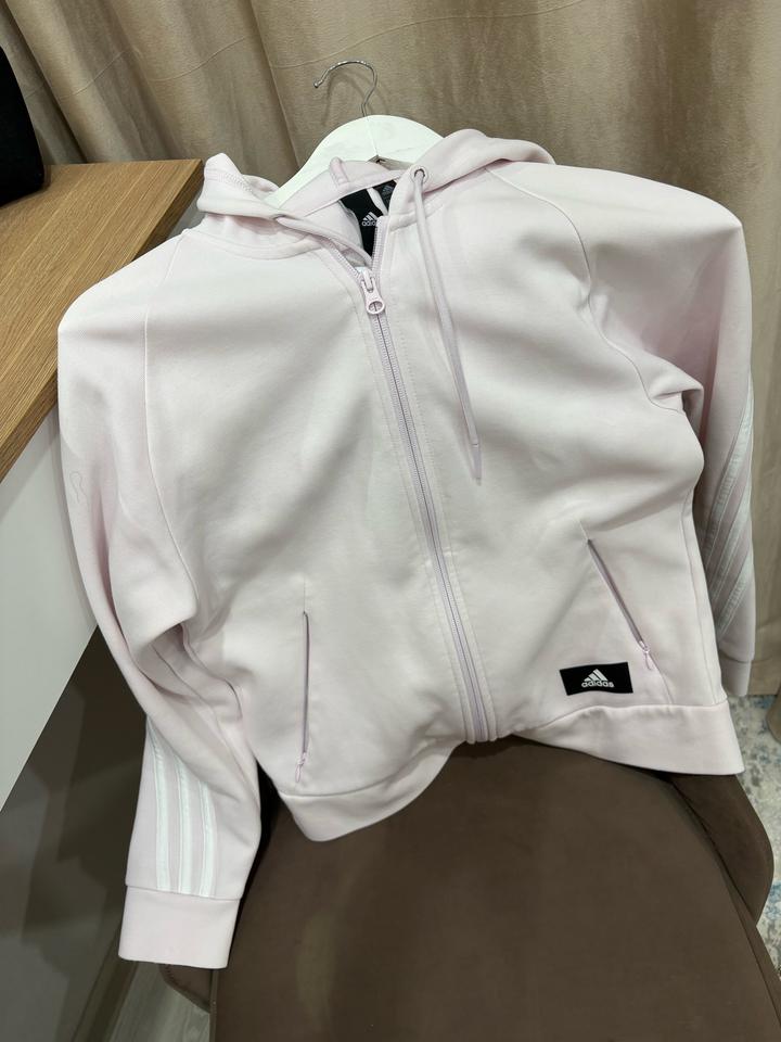 Кофта от Adidas