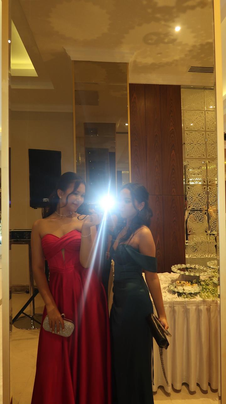 Вечернее платье на выпускной