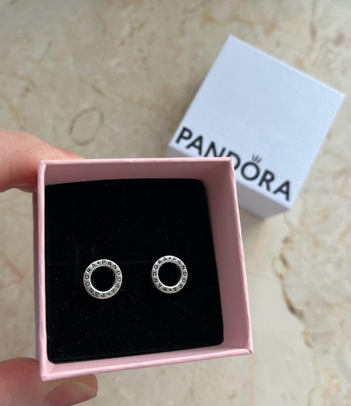 Новые серьги Pandora