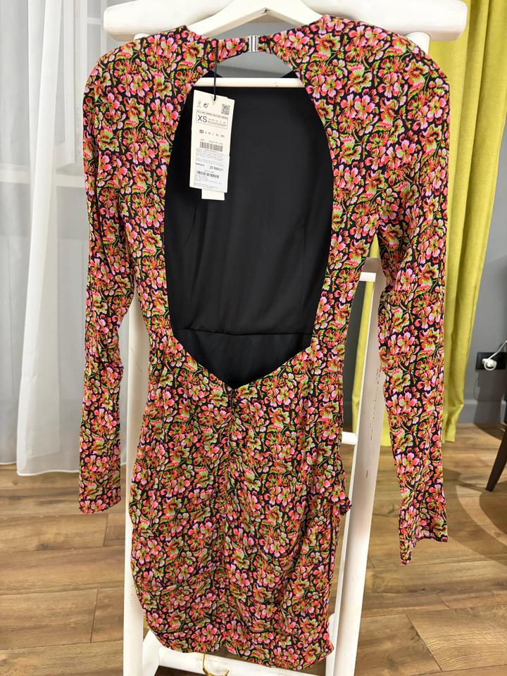 Платье Zara