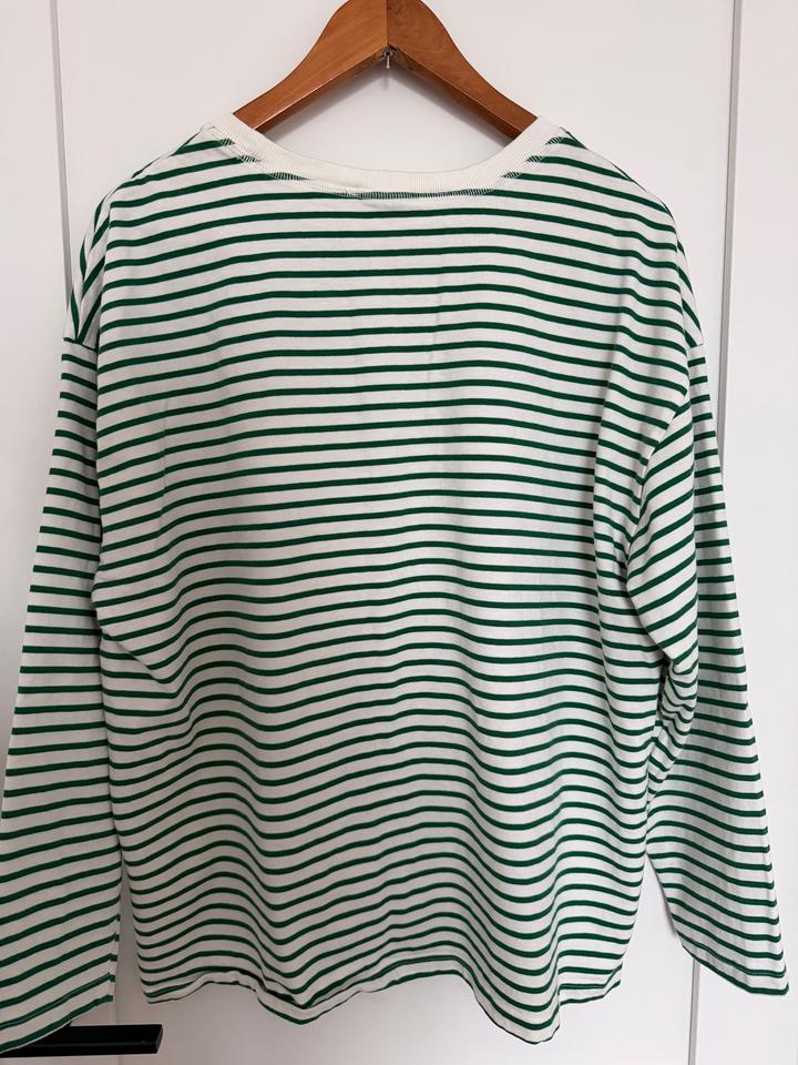 Лонгслив в полоску