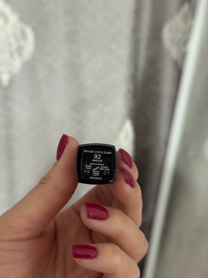 Chanel губная помада rouge coco flash 92 amour