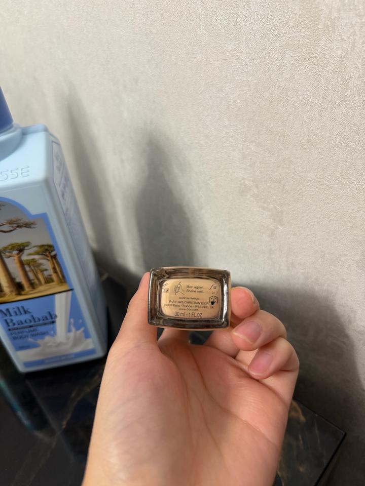 Тональный крем от DIOR