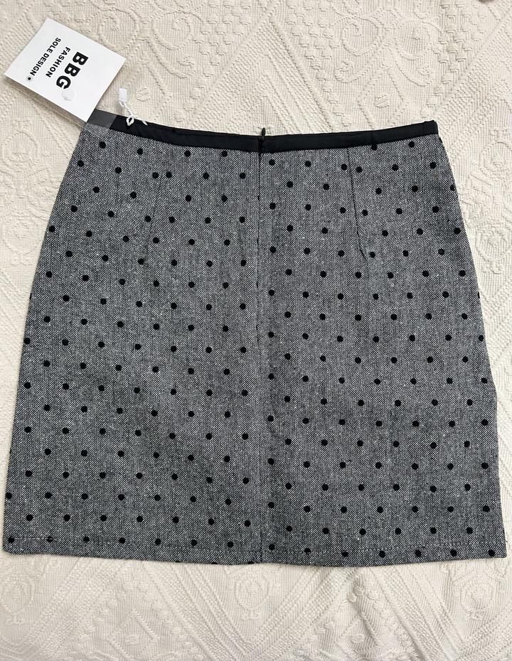 продам новую юбку XS/S