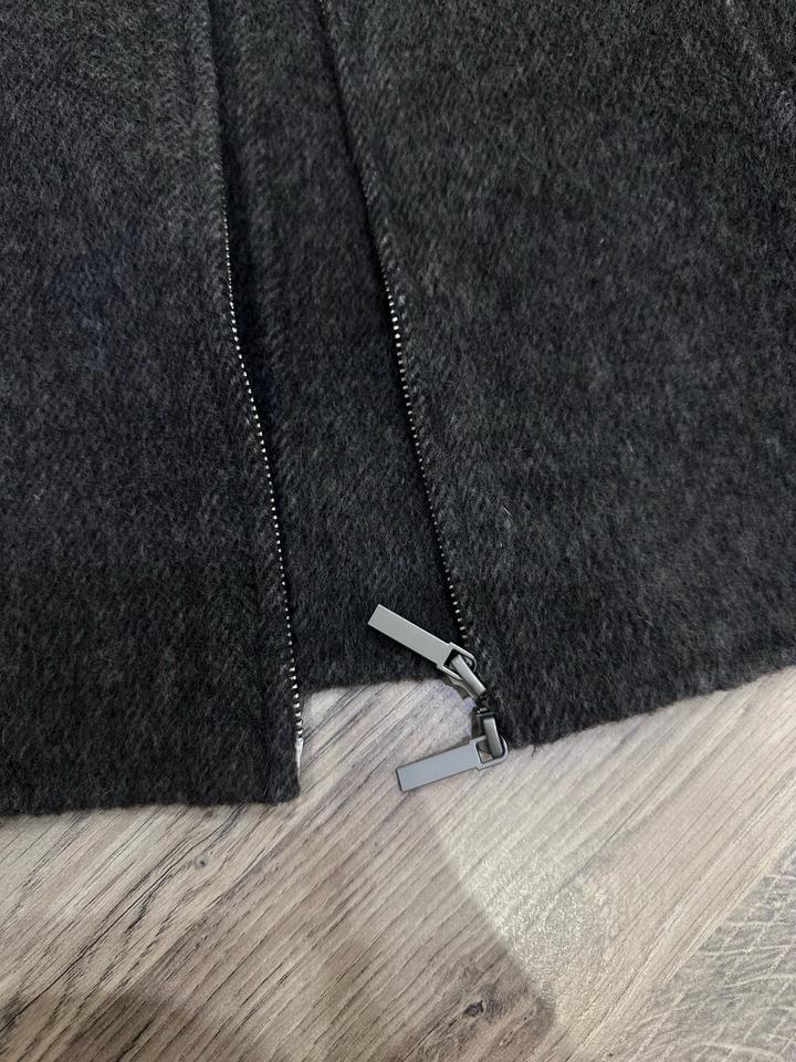 Упроченная шерстяная курточка