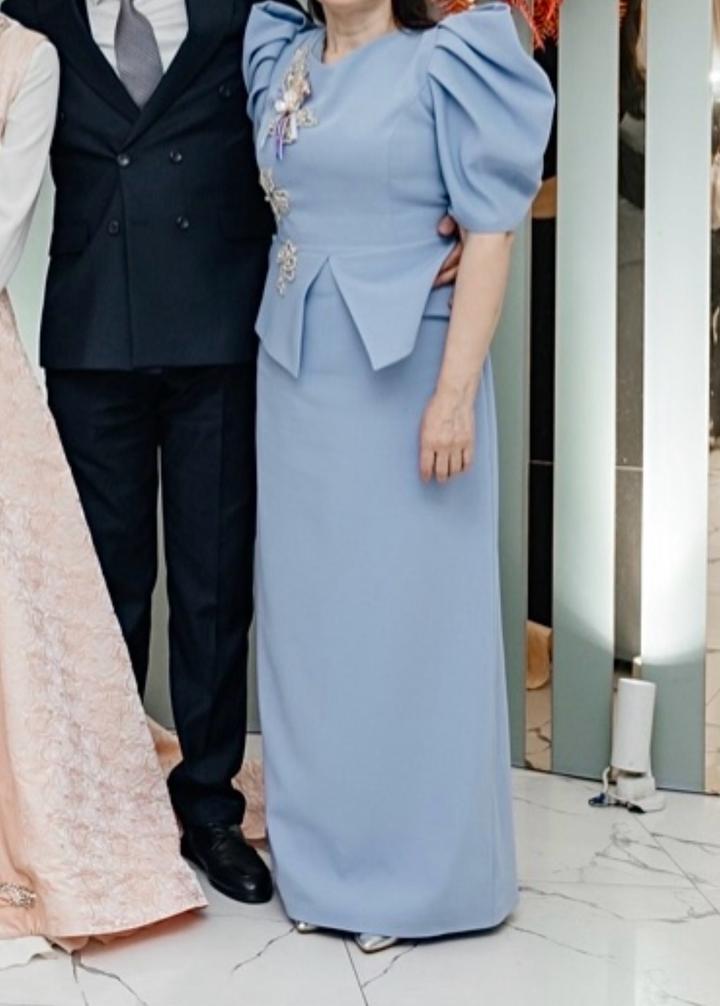 Нарядное платье