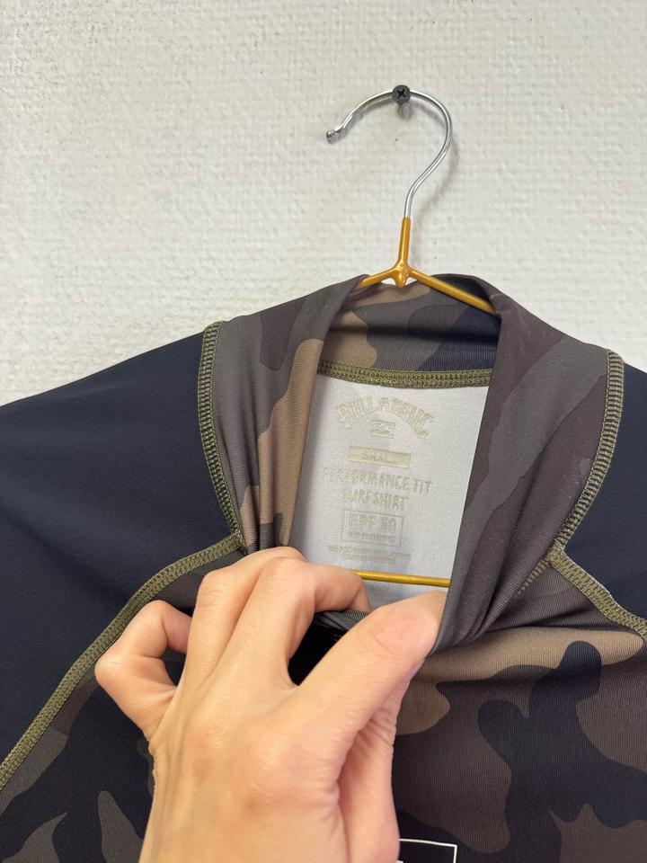 Плавательная футболка Billabong