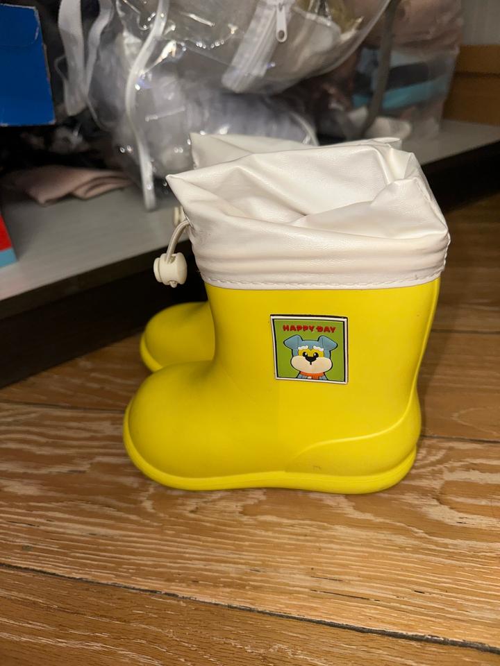 Резиновые сапоги