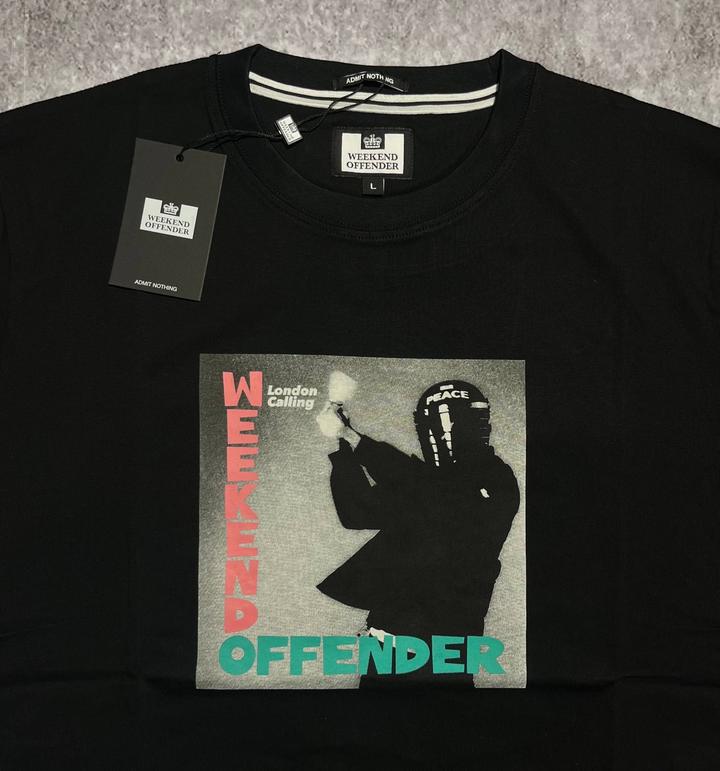 Футболка Weekend Offender